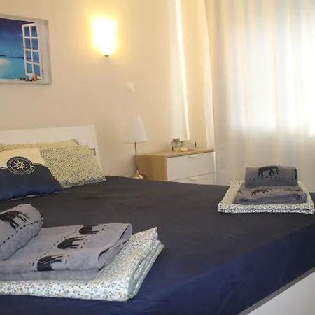 Apartment 1-bedroom With Pool & Free Parking, 300 M To The
