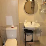 1-bedroom With Pool & Free Parking, 300 M To The Pomorie