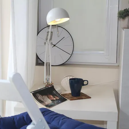 Апартаменты 1-bedroom With Pool & Free Parking, 300 M To The